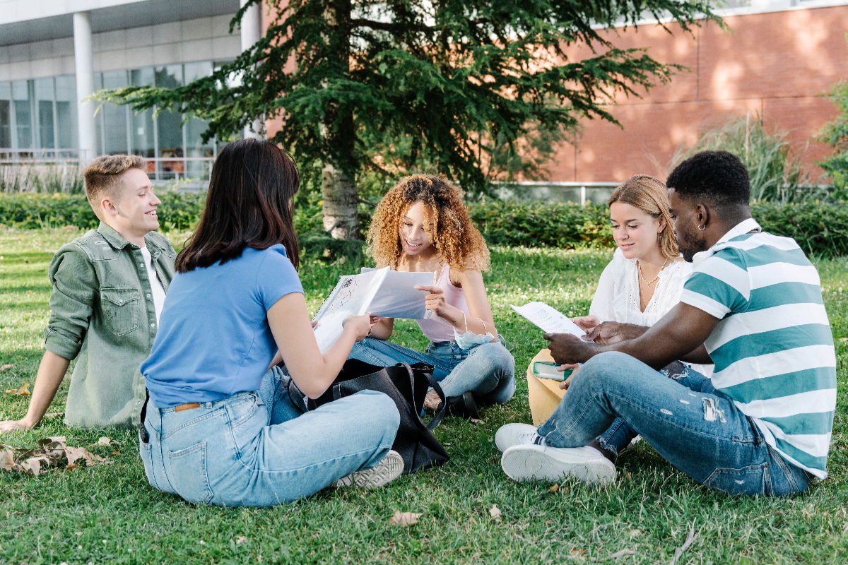 becas-estudiar-en-españa