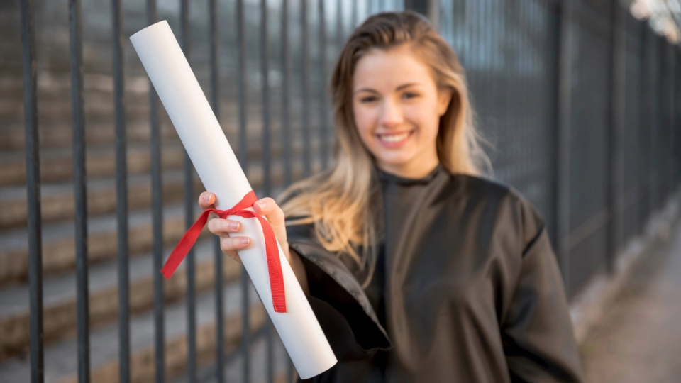 homologar titulos colombianos en españa, homologar bachillerato colombiano en españa, homologar bachiller de colombia en españa, convalidar estudios de colombia en españa