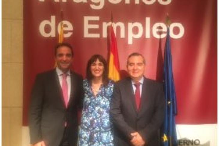 Zaragoza - ESIC entrega los Certificados Cambridge en colaboración con INAEM