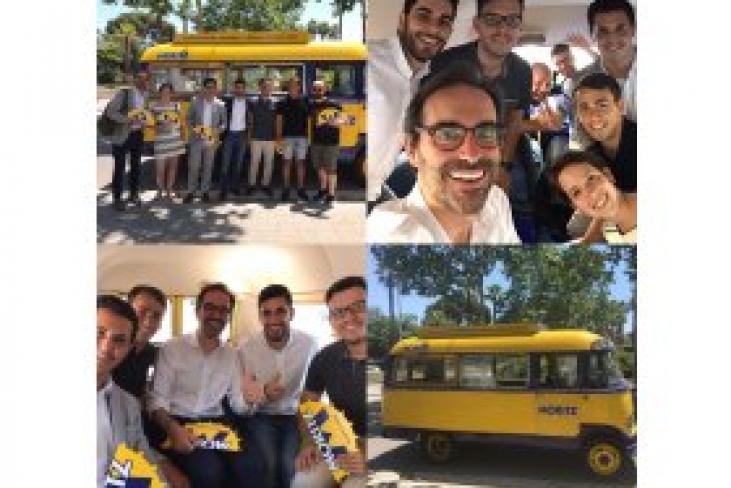 Marketing en Bus con el club de Marketing y Moritz