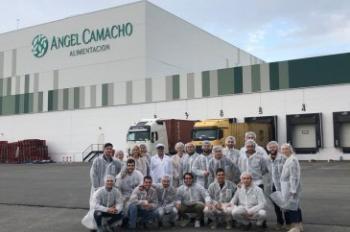 Alumnos de ESIC Sevilla realizan visita a la fábrica de Ángel Camacho Alimentación